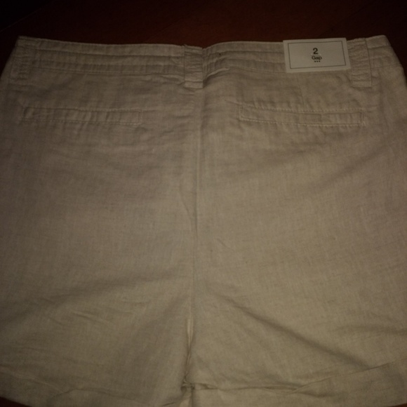 Khaki shorts - Picture 2 of 6